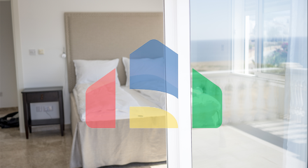 4-комнатная вилла 180м2 с собственным бассейном на первой линии от моря