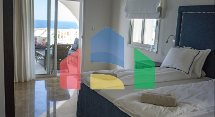 4-комнатная вилла 180м2 с собственным бассейном на первой линии от моря