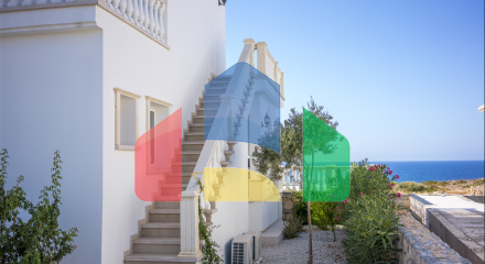 4-комнатная вилла 180м2 с собственным бассейном на первой линии от моря