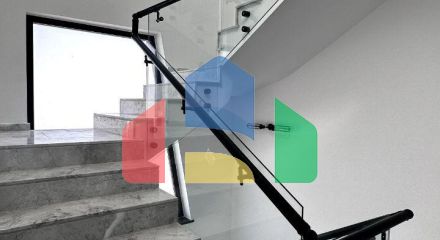 5-комнатная вилла 304 м2 (+30 м2 терраса) у пляжа 