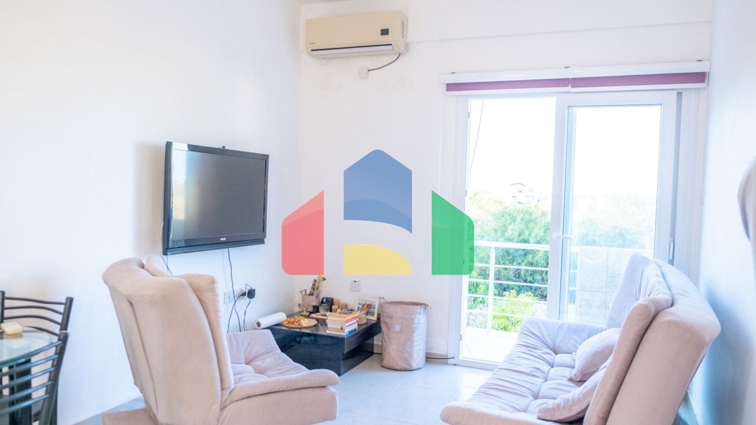 2-комнатные апартаменты 50 м2 в 250 метрах от пляжа