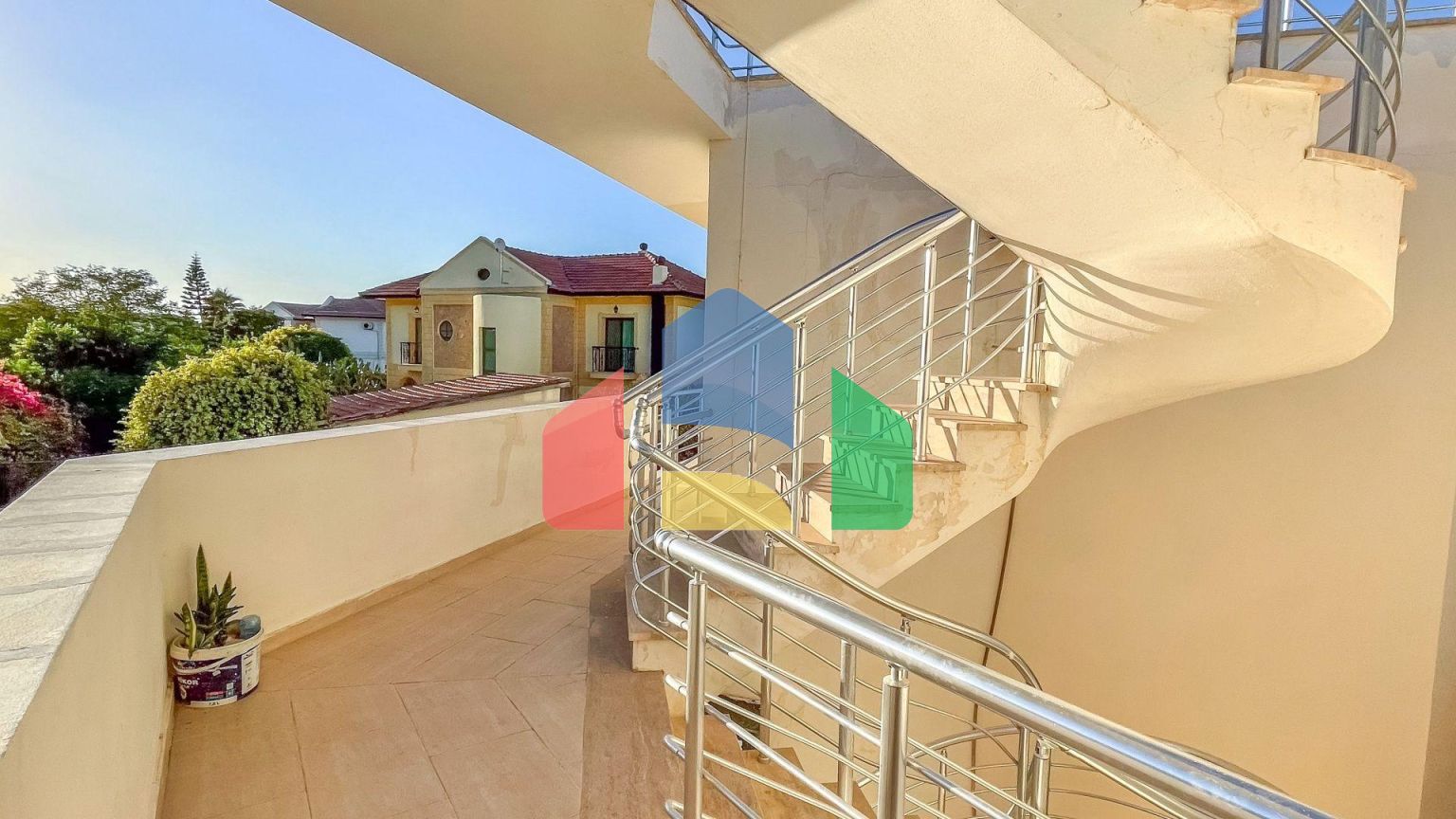 2-комнатные апартаменты 50 м2 в 250 метрах от пляжа