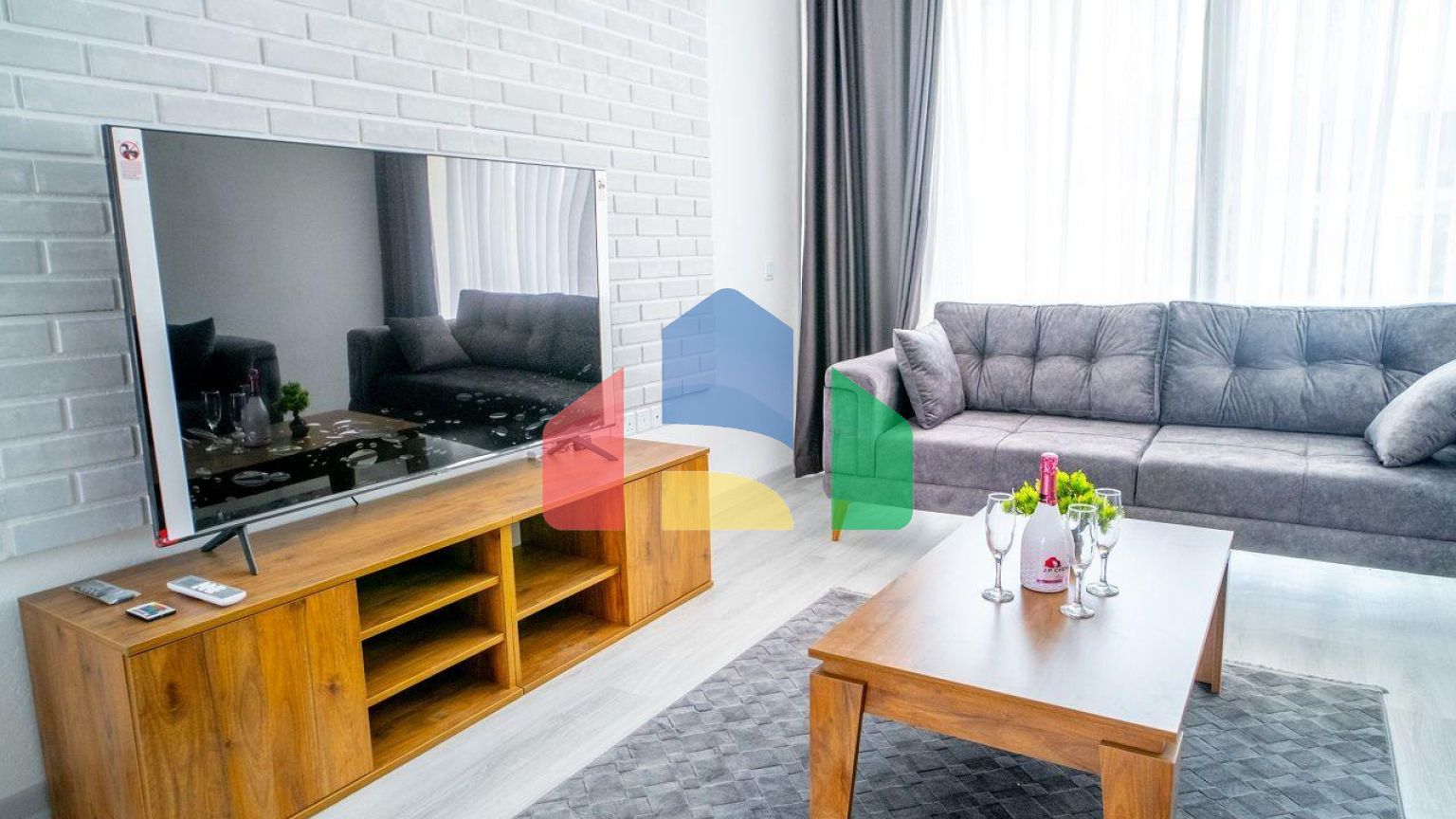 Готовая студия 43 м2 в 5 минутах от пляжа