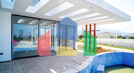 4-комнатная вилла 212 м2 с собственным участком земли в 300 метрах от песчаного пляжа 4-комнатная вилла 212 м2 с собственным участком земли в 300 метрах от песчаного пляжа