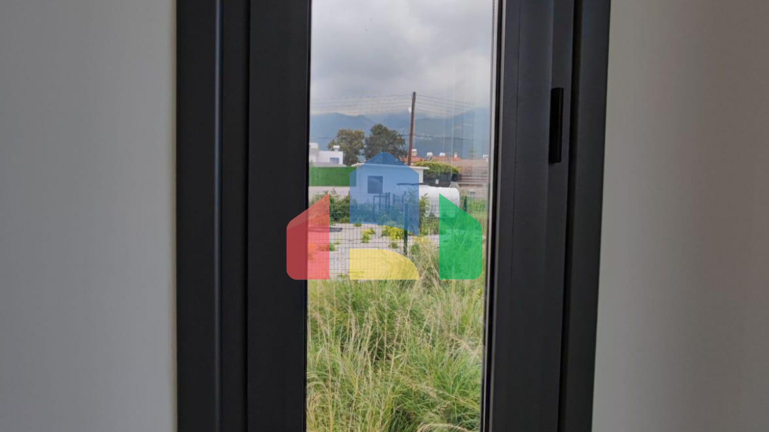 3-комнатные апартаменты 85 м2 в 700 метрах от пляжа