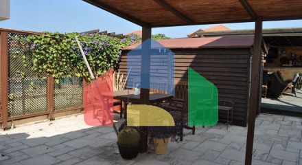 5-комнатная вилла 200 м2 с бассейном в 100 метрах от пляжа 5-комнатная вилла 200 м2 с бассейном в 100 метрах от пляжа