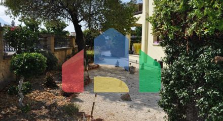 5-комнатная вилла 200 м2 с бассейном в 100 метрах от пляжа 5-комнатная вилла 200 м2 с бассейном в 100 метрах от пляжа