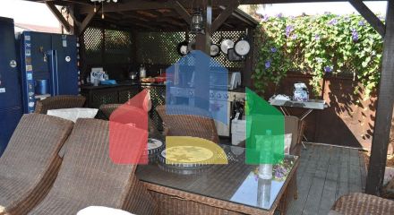 5-комнатная вилла 200 м2 с бассейном в 100 метрах от пляжа 5-комнатная вилла 200 м2 с бассейном в 100 метрах от пляжа