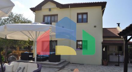 5-комнатная вилла 200 м2 с бассейном в 100 метрах от пляжа 5-комнатная вилла 200 м2 с бассейном в 100 метрах от пляжа