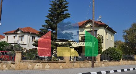 5-комнатная вилла 200 м2 с бассейном в 100 метрах от пляжа 5-комнатная вилла 200 м2 с бассейном в 100 метрах от пляжа