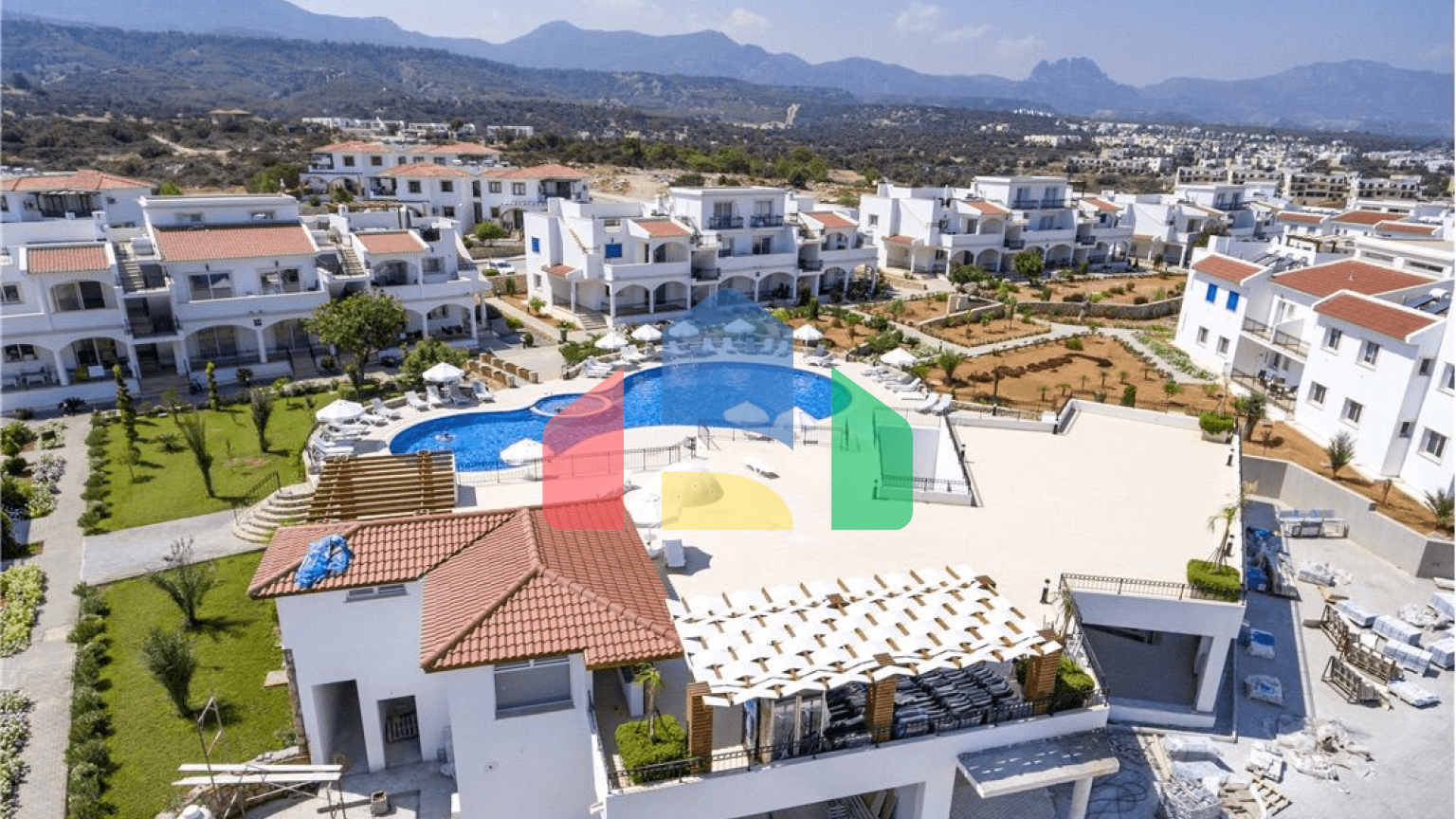 Апартаменты 1+1( 60 м2 ) с террасой  на первой береговой линии