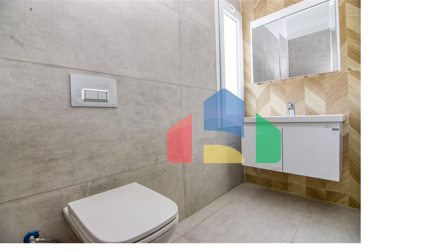 4-комнатная вилла 160 м2 с видом на море и горы в 260 метрах от пляжа