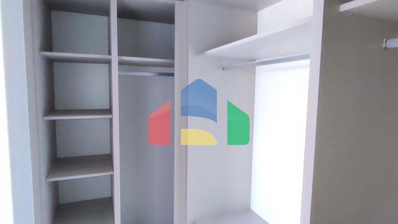 4-комнатная вилла 160 м2 с видом на море и горы в 260 метрах от пляжа