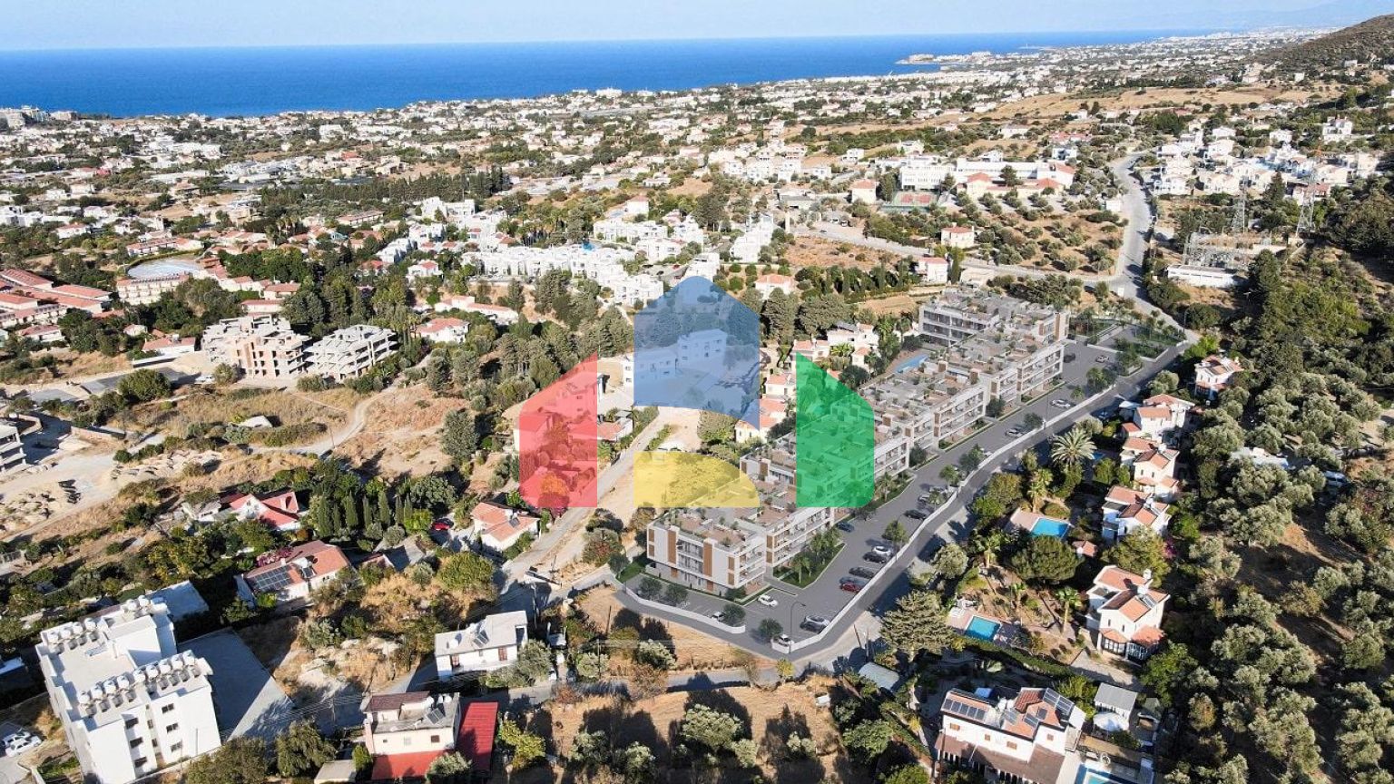 3-комнатные апартаменты 92 м2 +70 м2 терраса в комплексе в 5 минутах от пляжа