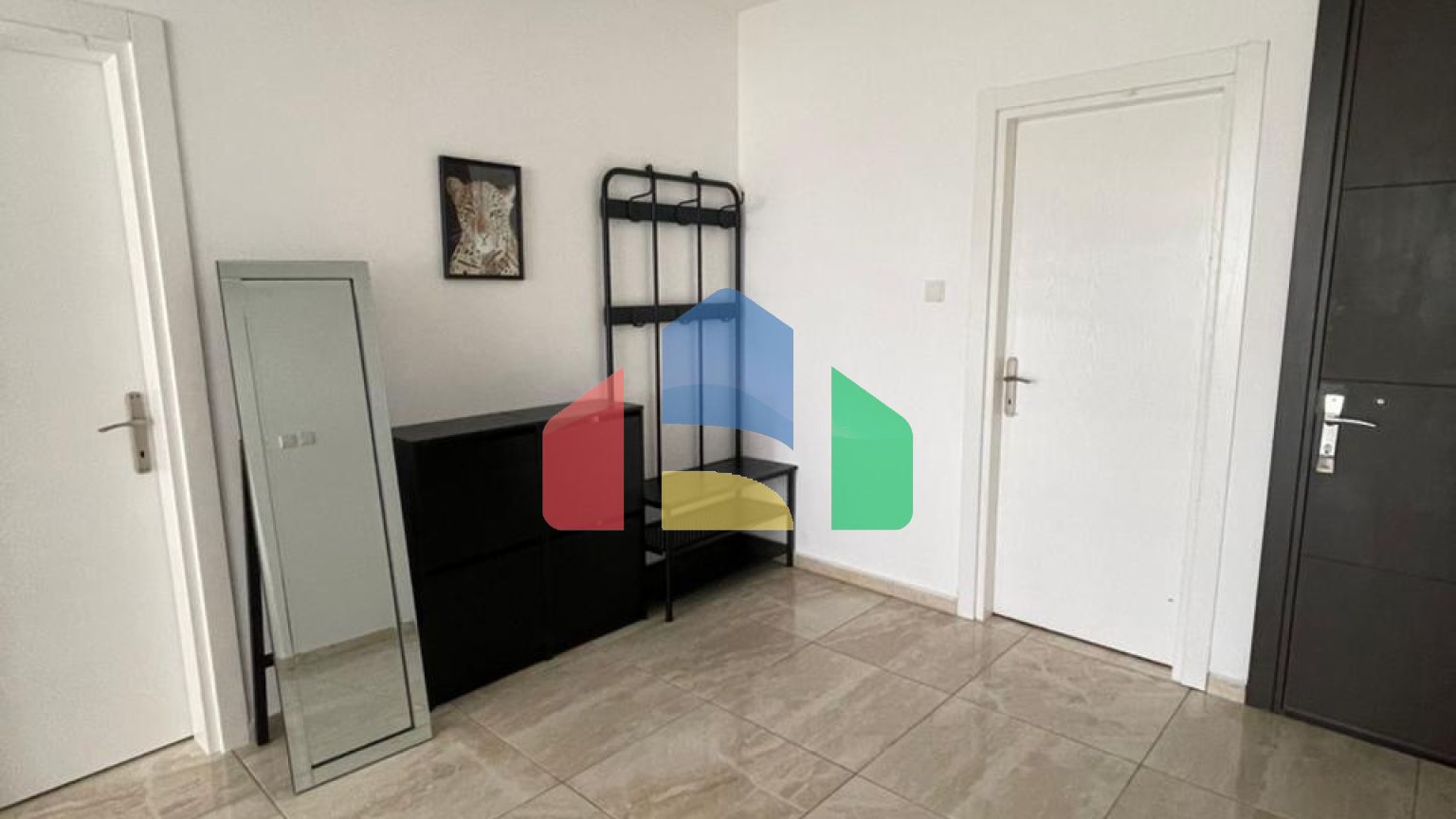 Двухуровневые 6-комнатные апартаменты 260 м2 в комплексе в 10 минутах от моря