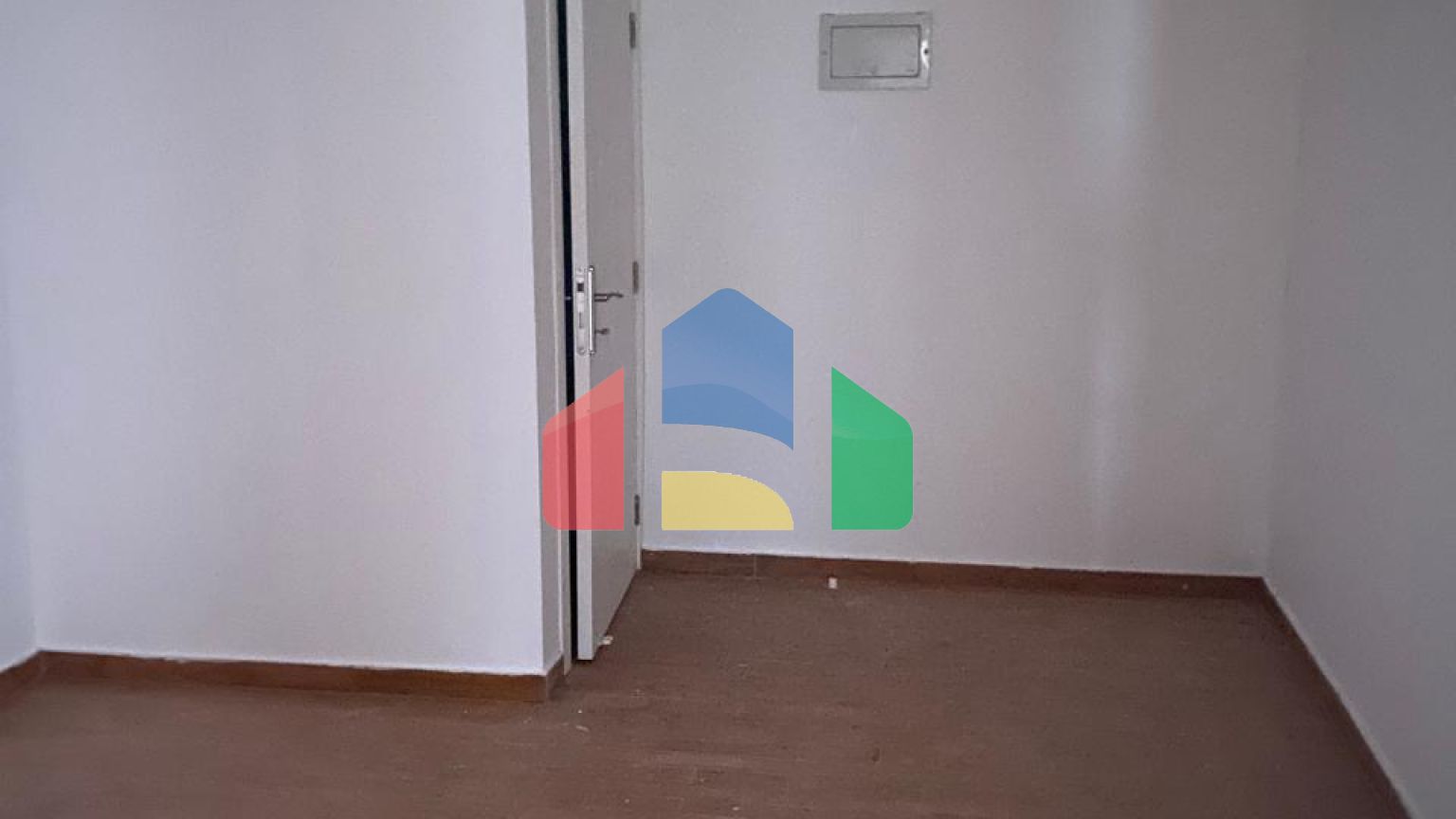 Двухуровневые 6-комнатные апартаменты 260 м2 в комплексе в 10 минутах от моря