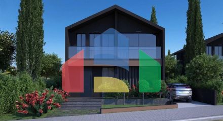 Exclusive 5-room villa of 240 m2 with a private pool