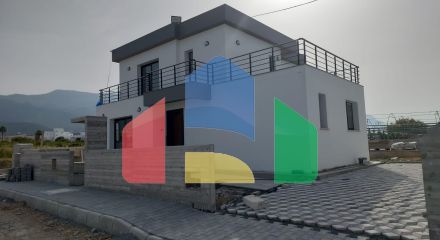 4-комнатная вилла 185 м2 с собственным участком земли в 200 метрах от пляжа