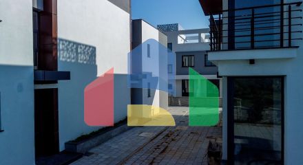 3- комнатная квартира 95 м2 в новом комплексе в Озанкее