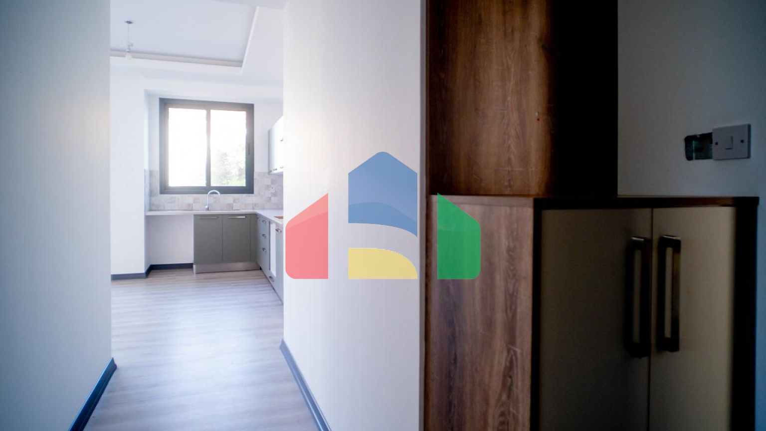 3- комнатная квартира 95 м2 в новом комплексе в Озанкее