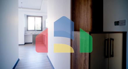 3- комнатная квартира 95 м2 в новом комплексе в Озанкее