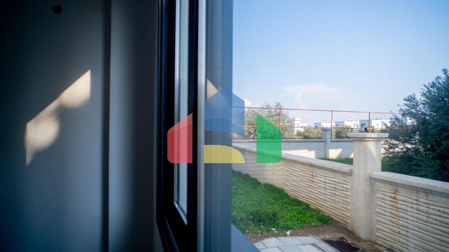 3- комнатная квартира 95 м2 в новом комплексе в Озанкее