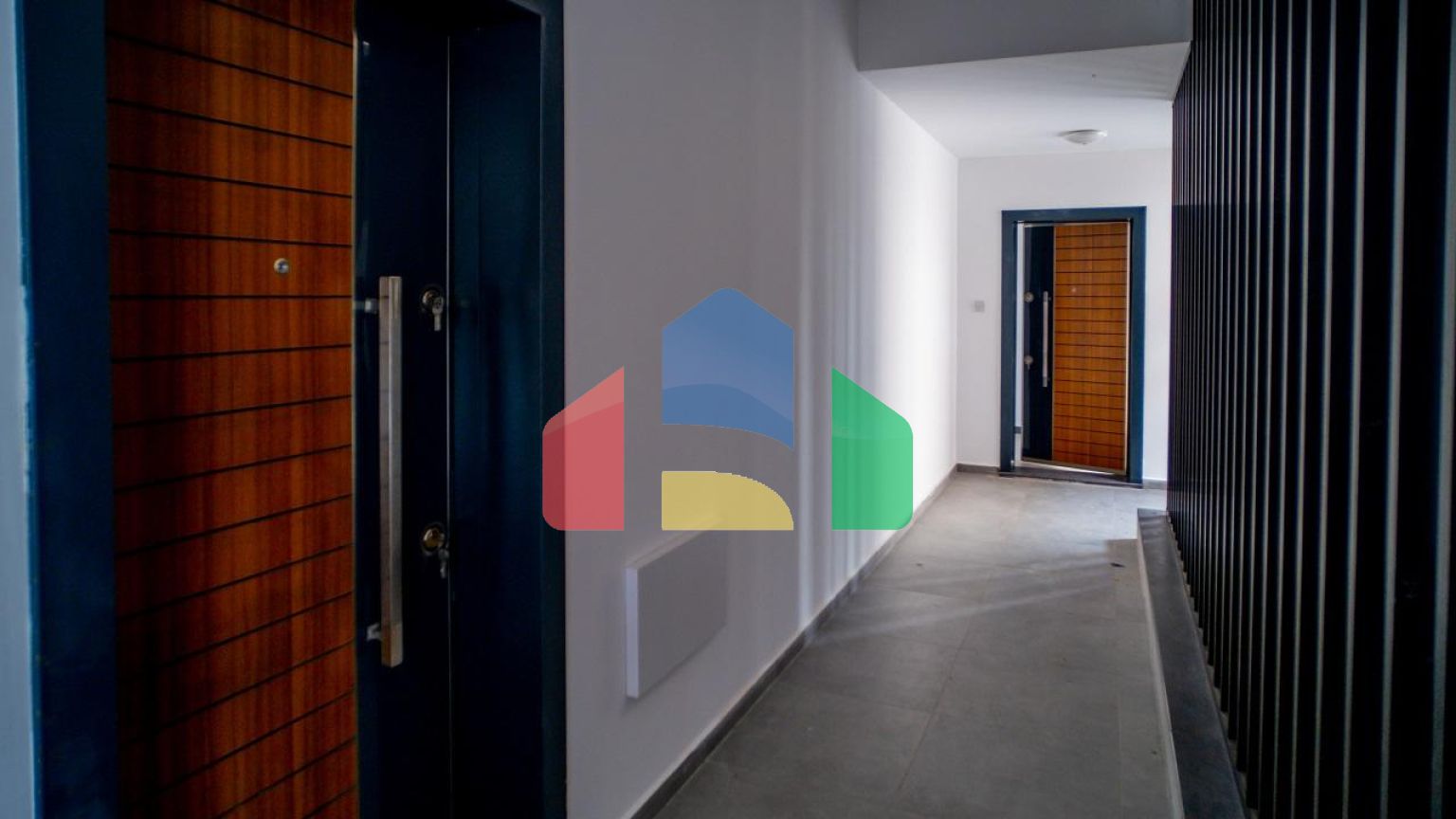 3- комнатная квартира 95 м2 в новом комплексе в Озанкее