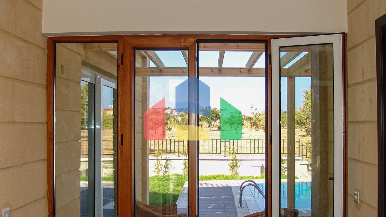 Cовременная вилла 139 м2 c бассейном в Каршияке