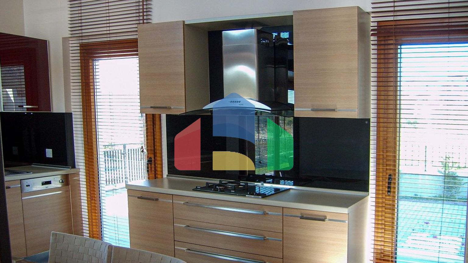 Cовременная вилла 139 м2 c бассейном в Каршияке