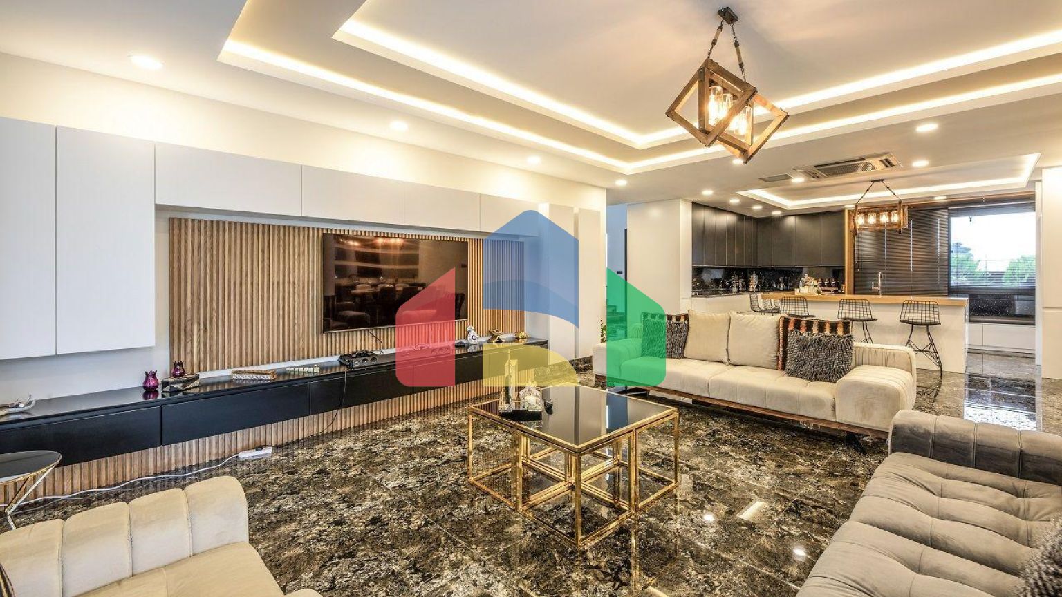 5-ти комнатная вилла 500м2 с бассейном