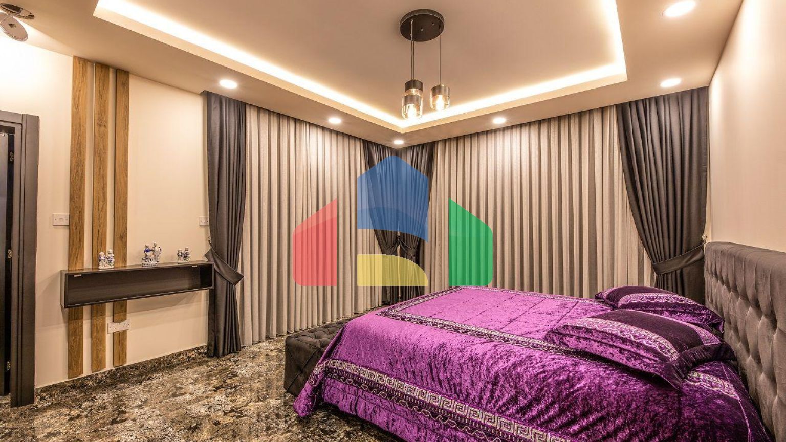 5-ти комнатная вилла 500м2 с бассейном