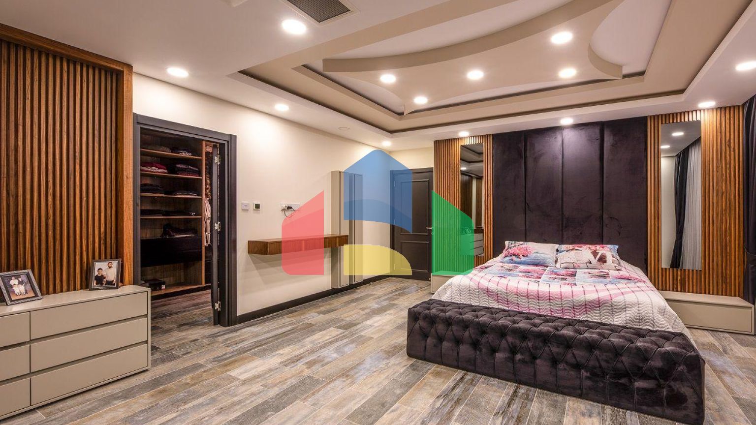 5-ти комнатная вилла 500м2 с бассейном