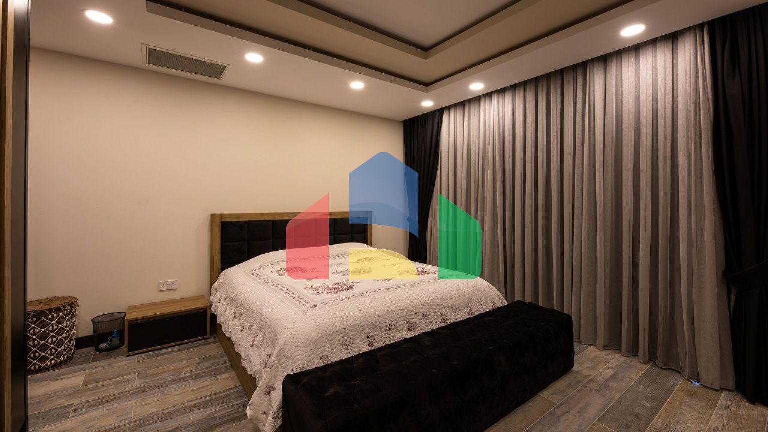 5-ти комнатная вилла 500м2 с бассейном