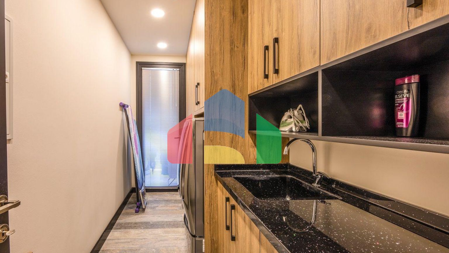 5-ти комнатная вилла 500м2 с бассейном