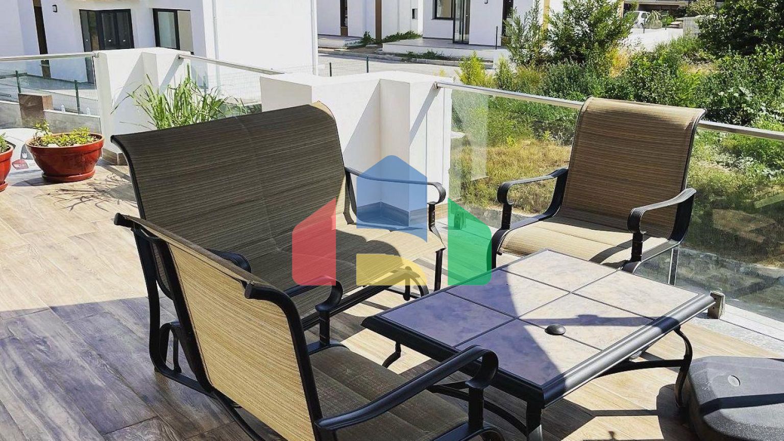 4-х комнатная вилла 160 м2 в красивом комплексе в Алсанджаке