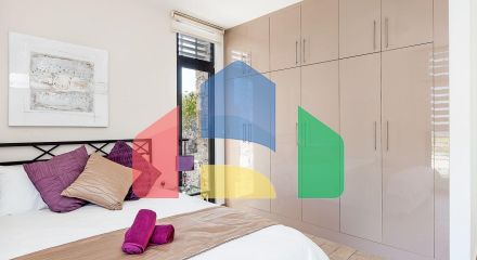 Современная четырехкомнатная вилла 180 м2 в комплексе на первой линии от моря