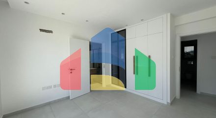 4-комнатные апартаменты 117 м2 с террасой 11 м2 с мебелью и техникой в Эсентепе