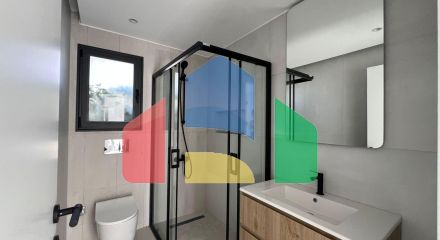 4-комнатные апартаменты 117 м2 с террасой 11 м2 с мебелью и техникой в Эсентепе