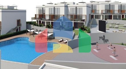 Apartment 1 + 1 (40 m2) in a luxury complex in Esentepe