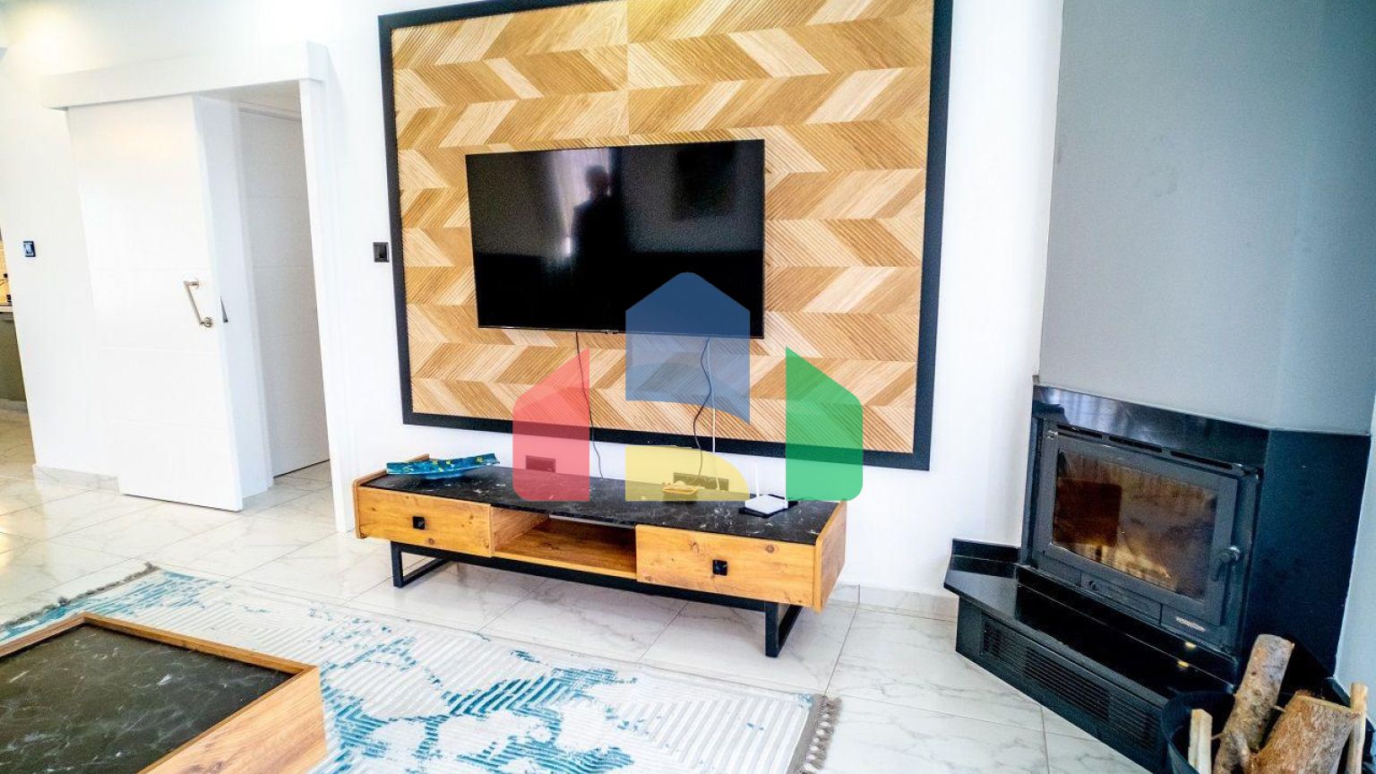 4-комнатная вилла 172 м2 в 5 минутах от пляжа