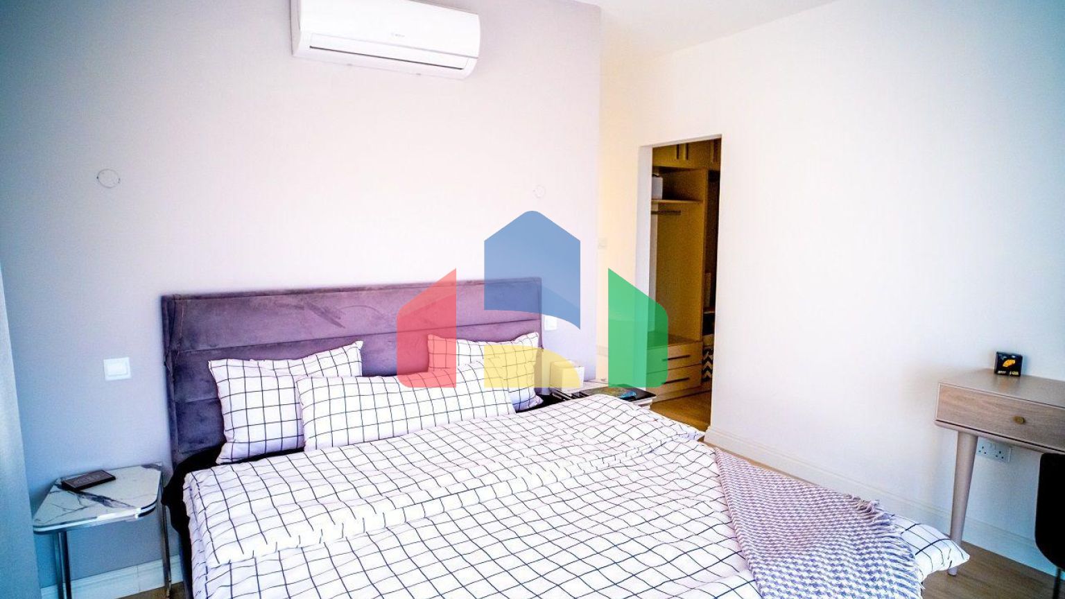 4-комнатная вилла 172 м2 в 5 минутах от пляжа