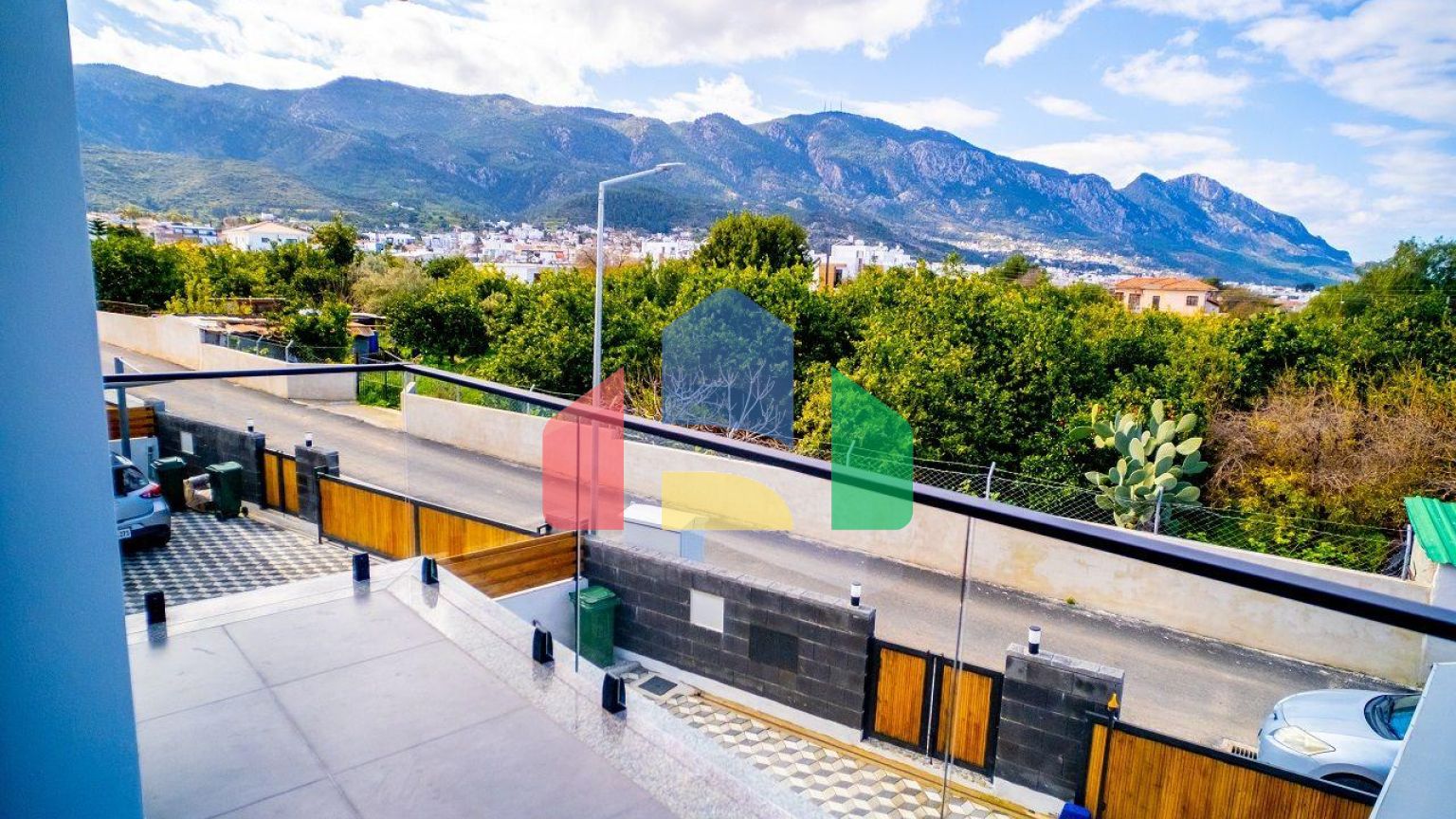 4-комнатная вилла 172 м2 в 5 минутах от пляжа