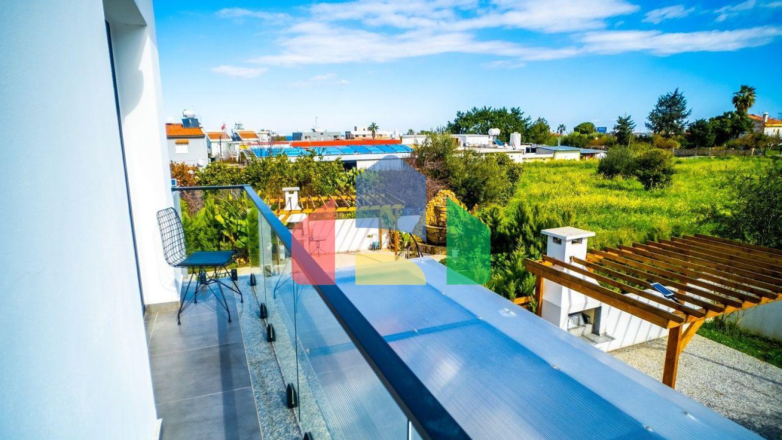 4-комнатная вилла 172 м2 в 5 минутах от пляжа