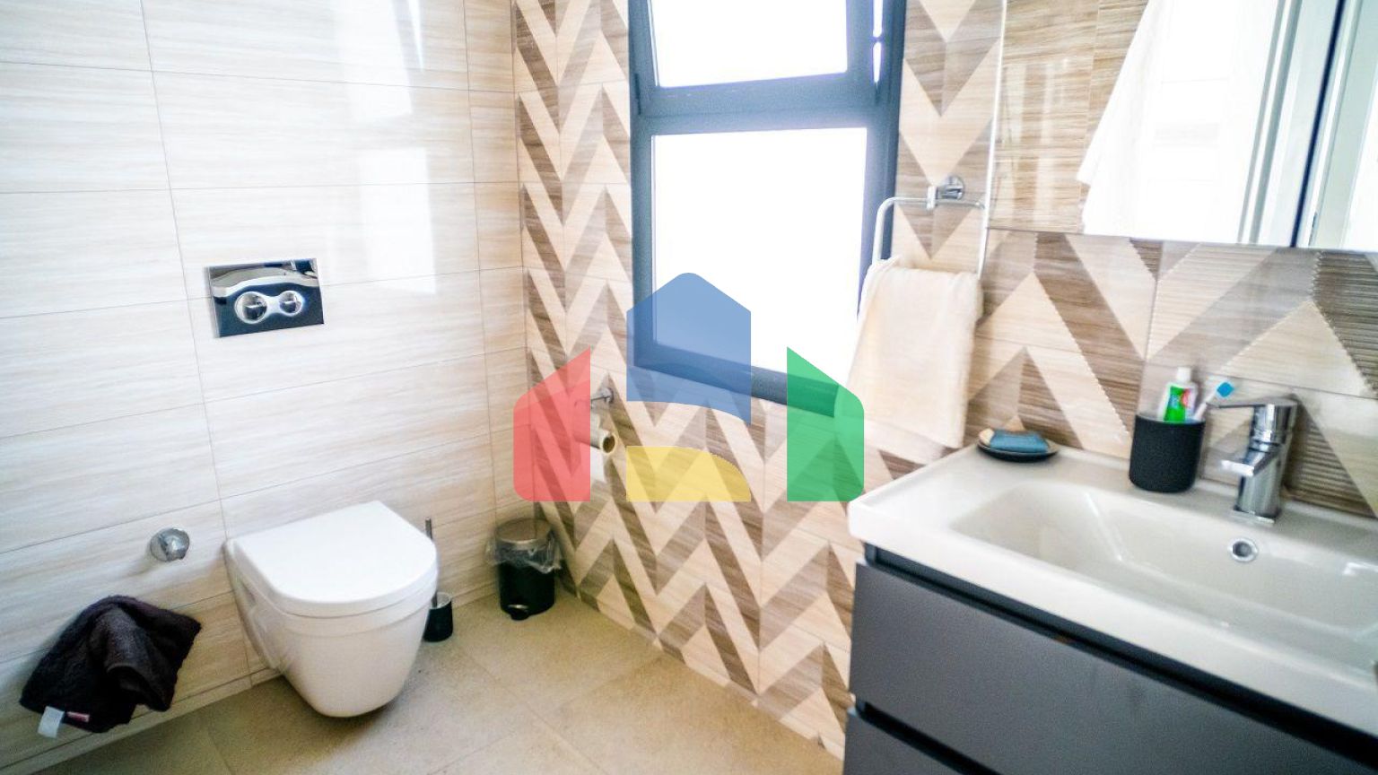 4-комнатная вилла 172 м2 в 5 минутах от пляжа