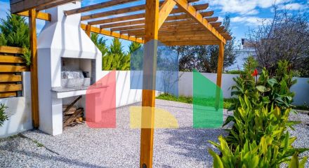 4-комнатная вилла 172 м2 в 5 минутах от пляжа 4-комнатная вилла 172 м2 в 5 минутах от пляжа