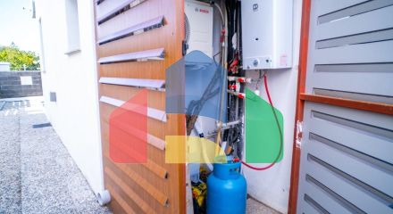 4-комнатная вилла 172 м2 в 5 минутах от пляжа 4-комнатная вилла 172 м2 в 5 минутах от пляжа