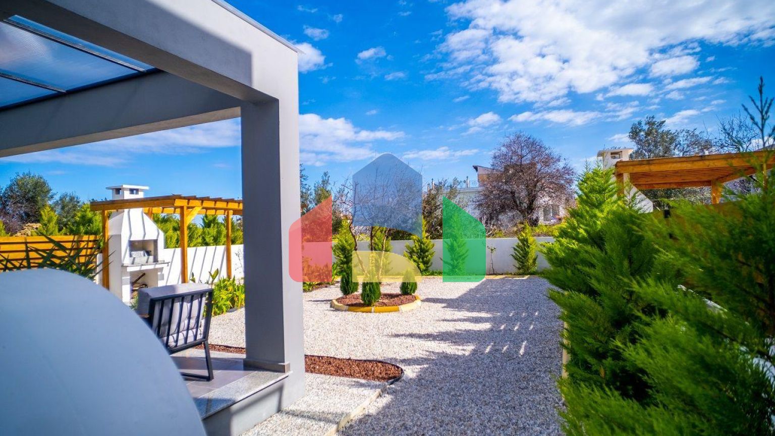 4-комнатная вилла 172 м2 в 5 минутах от пляжа