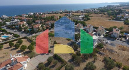 Вилла 3+2 ( 220 м2) с бассейном в тихом комплексе в Лапте