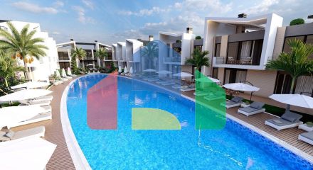 Трехкомнатная квартира 67 м2 в 300 метрах от моря в красивом комплексе в Лапте