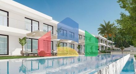 Четырехкомнатная квартира Loft 151 м2 с балконом 24 м2 в красивом комплексе в Эсентепе